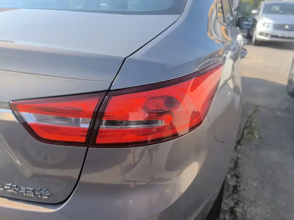 Ford Escort 2015 2015 1.5L Automatic Fashion