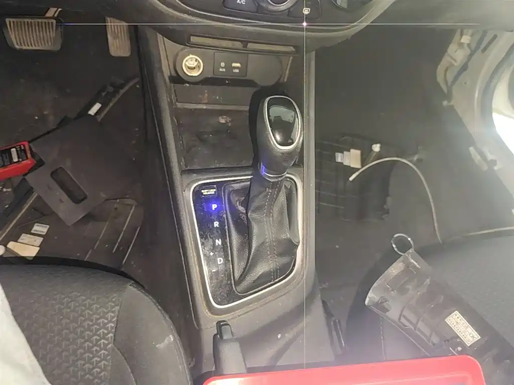 Hyundai Verna 2016 1.4L Automatic Cool Edition GLS фото 14