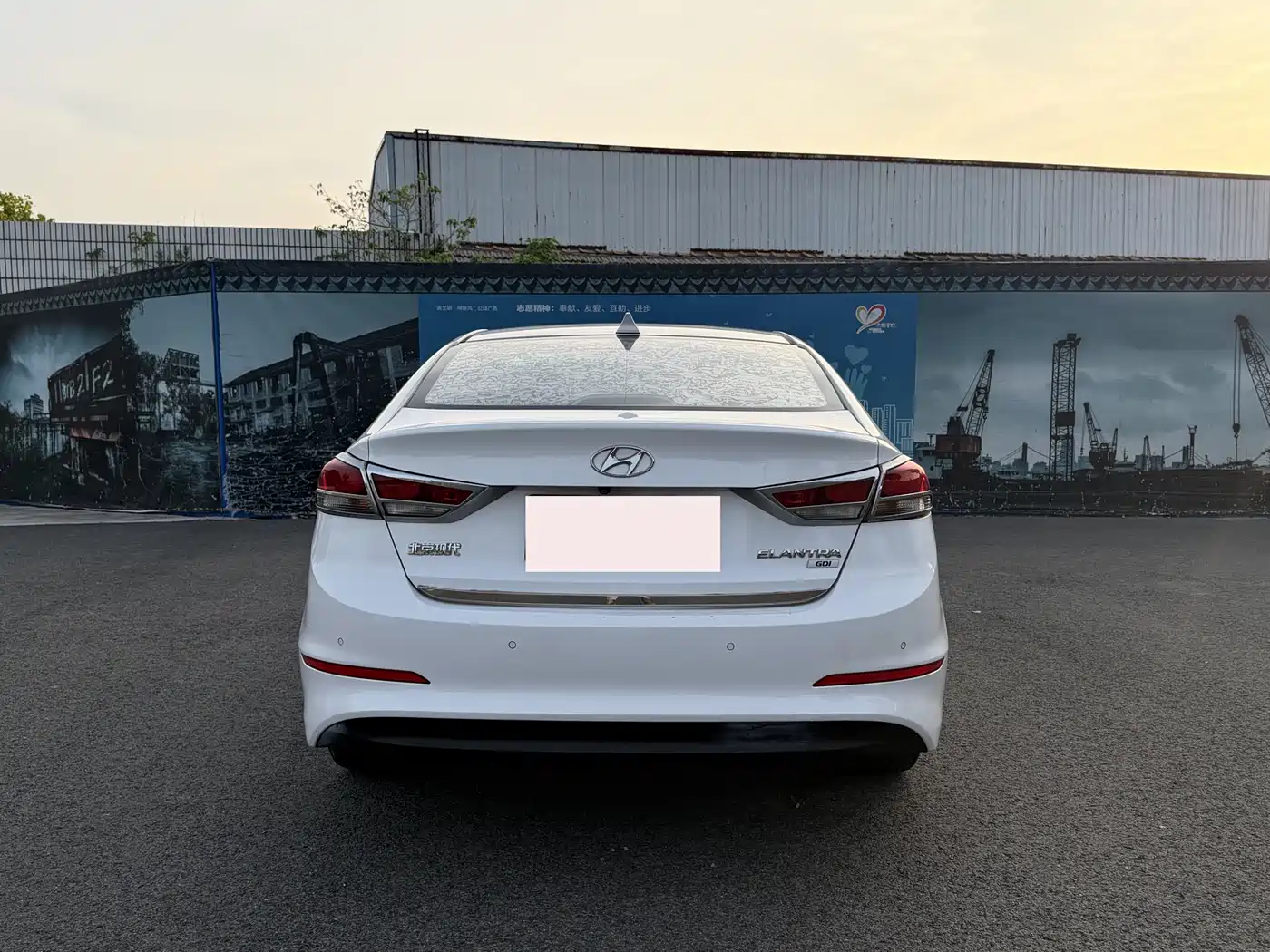 Hyundai Elantra 2016 Model 1.6L Automatic Smart Elite фото 4