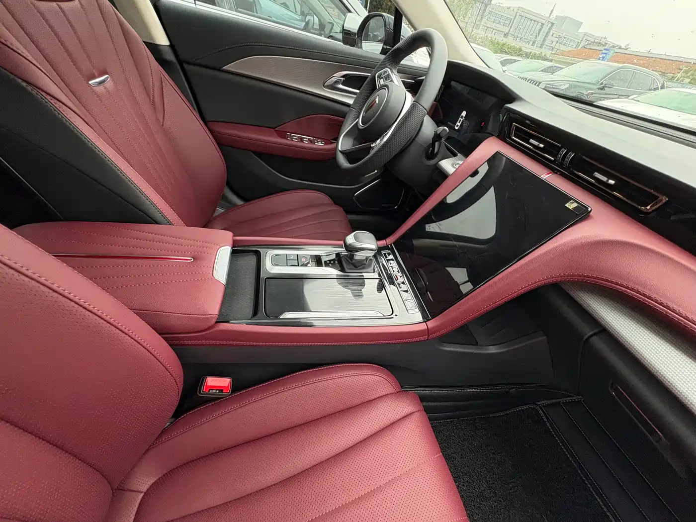 Hongqi H5 2025 1.5T DCT Flag Rhythm 500,000 Units Memorial Edition фото 9