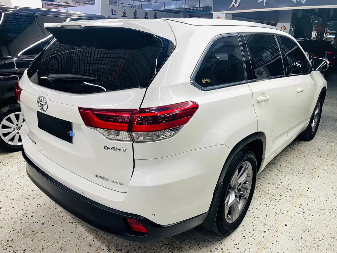 Toyota Highlander 2018 2.0T 4WD Luxury 7-seater (China V) фото 16