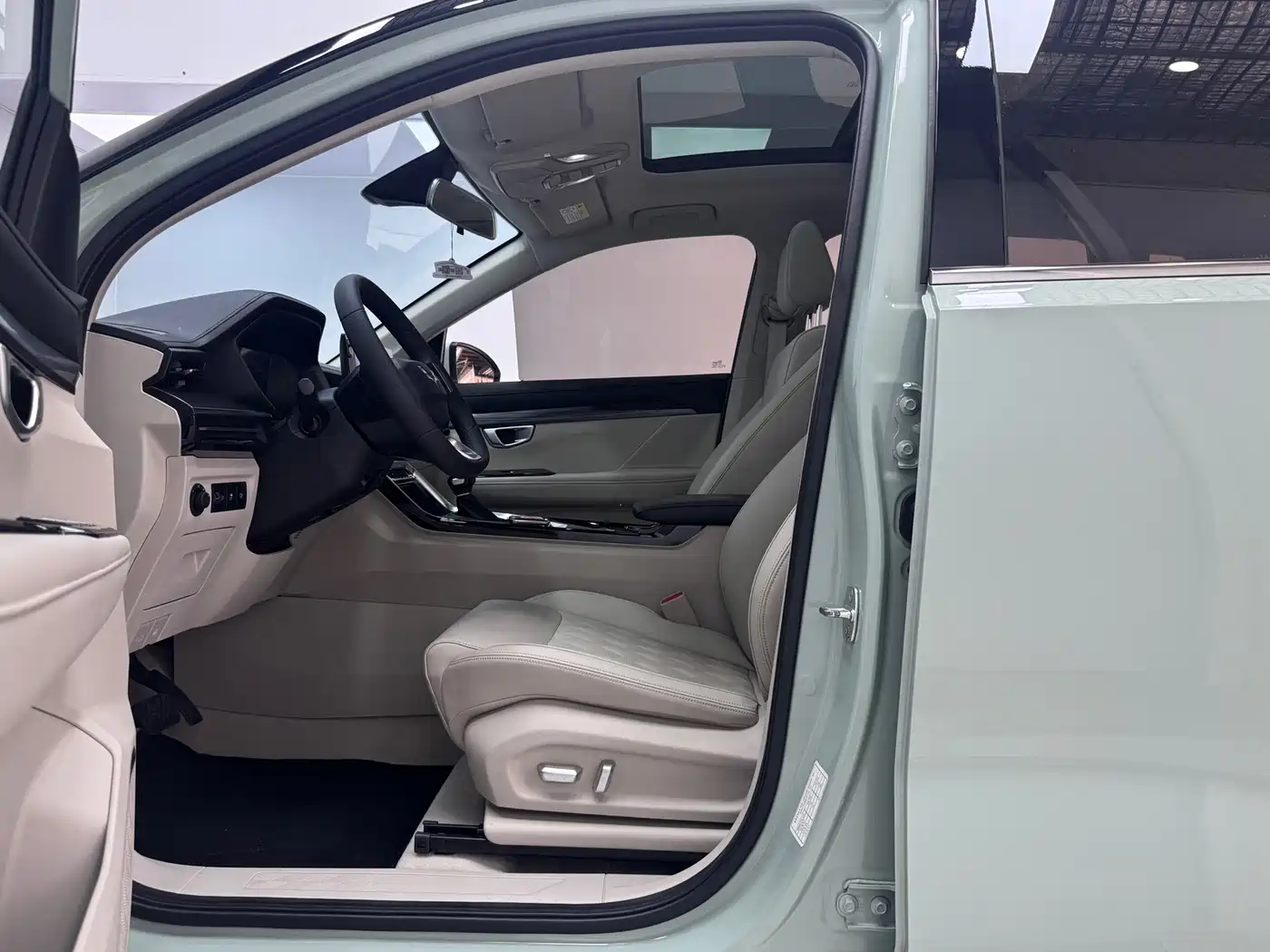 Wuling Motors Wuling Xingchen 2022 2021 1.5T CVT Stellar Edition