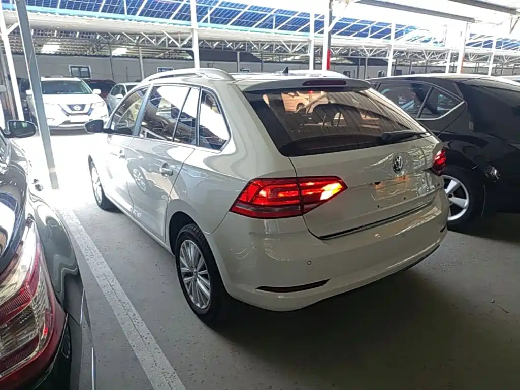 Фото 5 - Volkswagen Santana