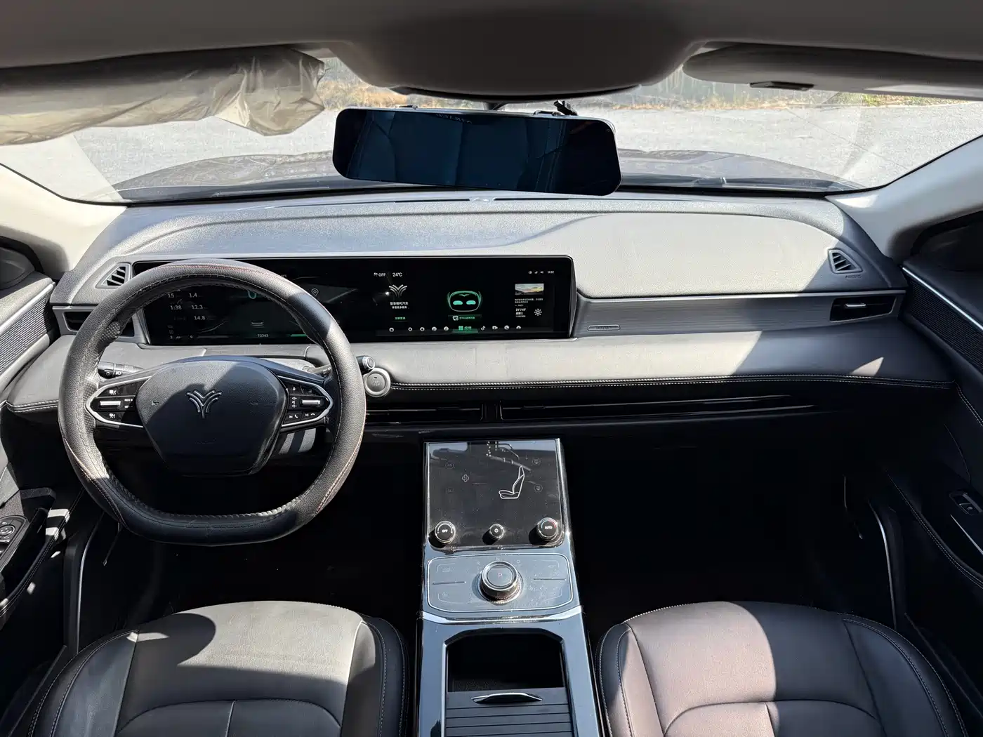 NEZHA AUTOMOBILE NEZHA U