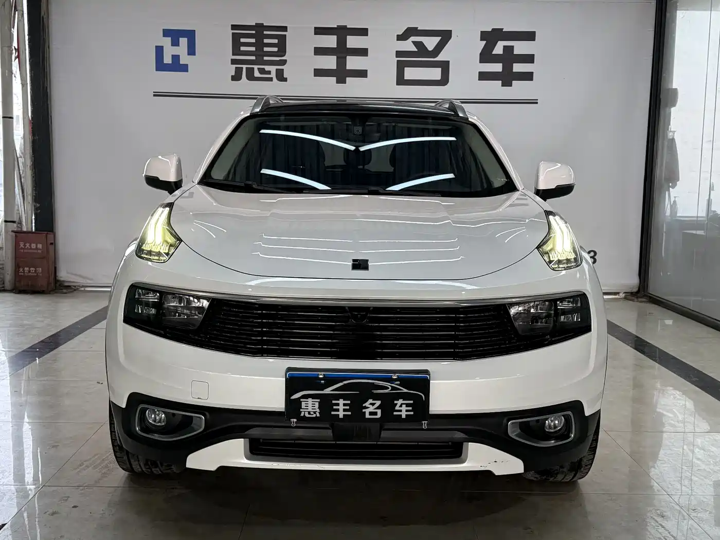 Lynk & Co 01 2020 2.0T 2WD Pure Pro Version (China VI) фото 2