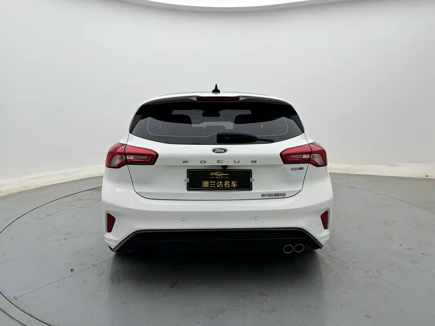 FORD FOX