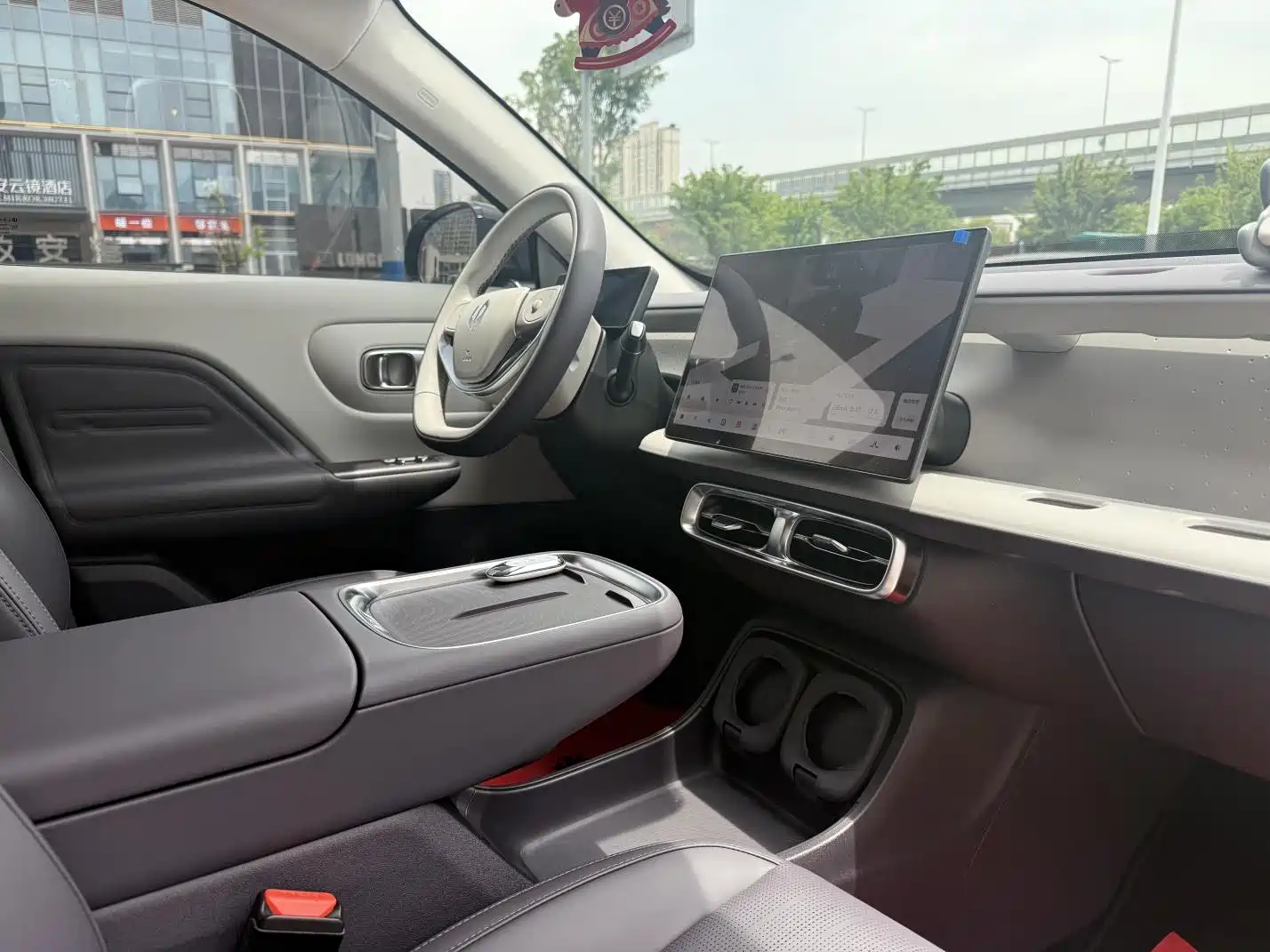 Photo 11 - Leapmotor B10