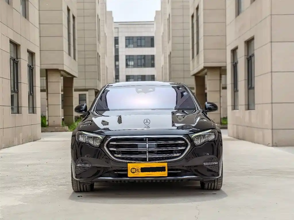 Mercedes-Benz E-Class 2024 Facelift E 300 L Luxury фото 2