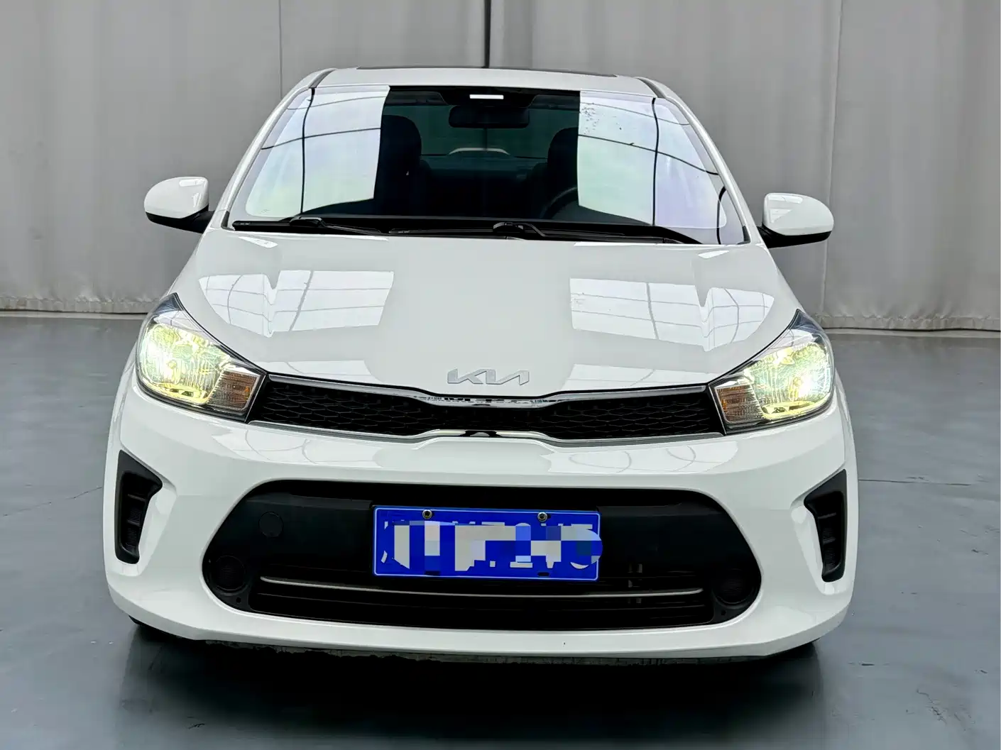 Фото 2 - Kia Pegas