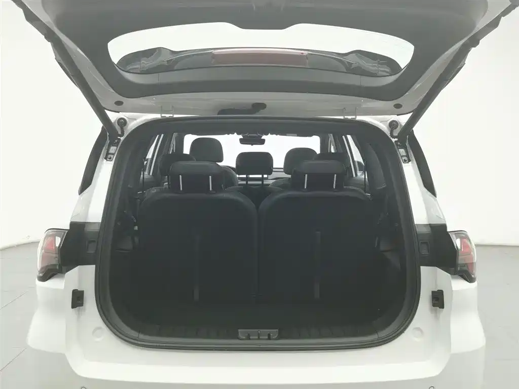 GEELY AUTOMOBILE HAOYUE L