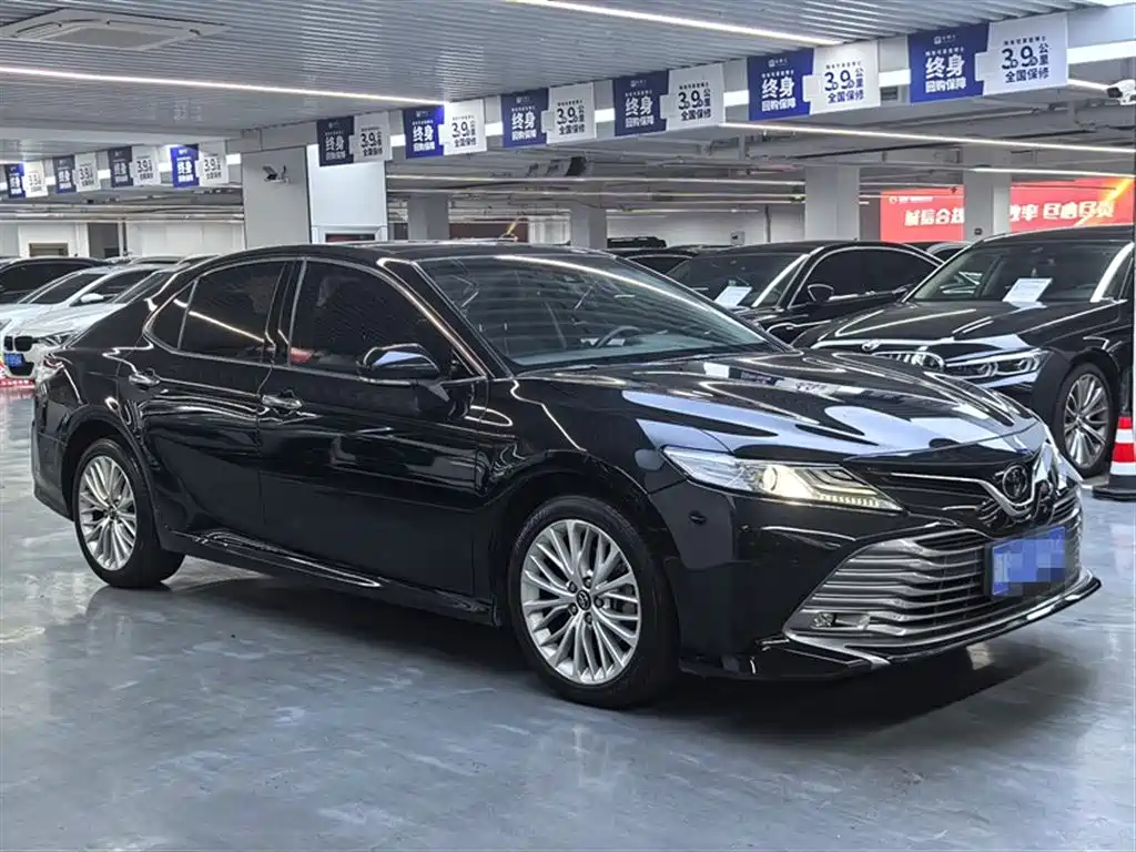 Toyota Camry 2019 Facelift 2.5G Luxury Edition фото 3