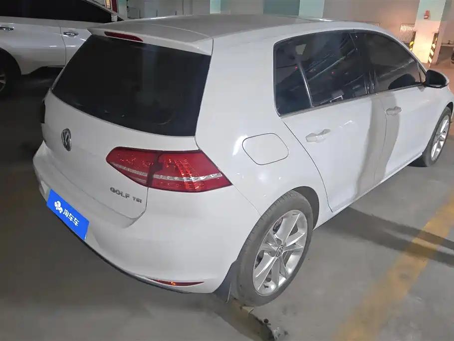 Volkswagen Golf 2015 1.4TSI Automatic Comfort фото 3