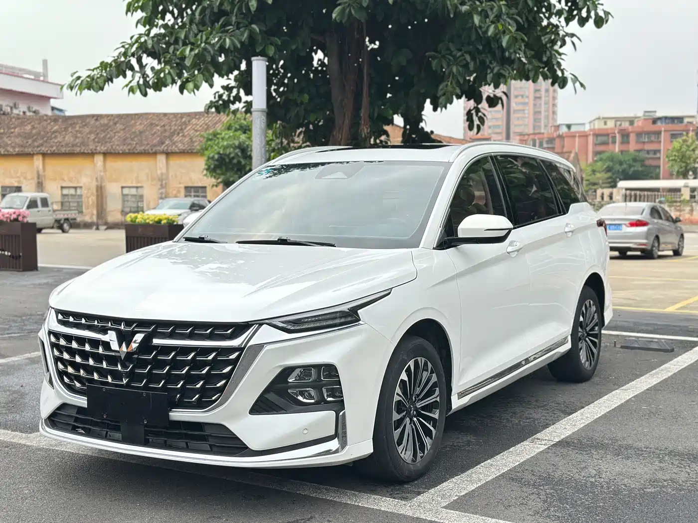 Wuling Motors Wuling Victory 2023 2.0L DHT Luxury Edition