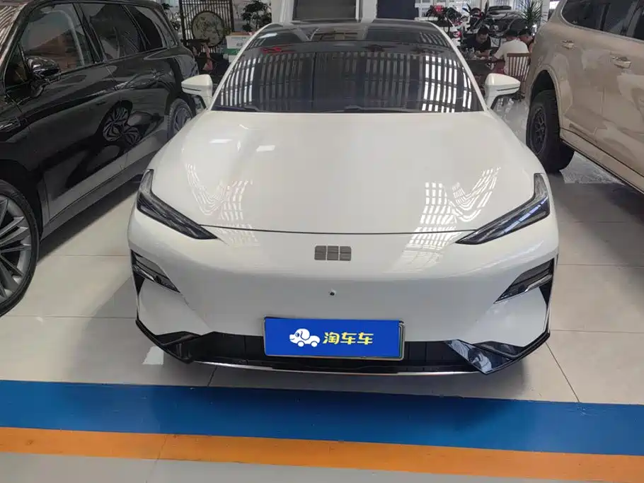 Geely Galaxy Galaxy E8 2024 2024 550km RWD MAX