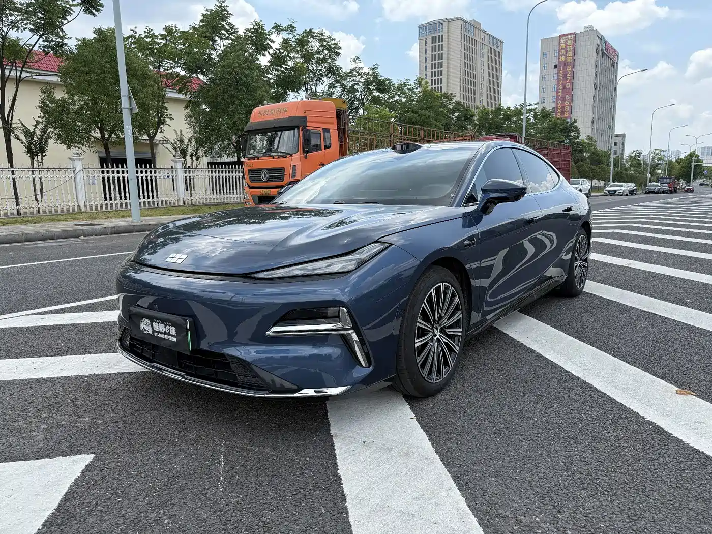 Geely Galaxy Galaxy Xingyao 8 2025 2025 130km EM-P Starship Edition