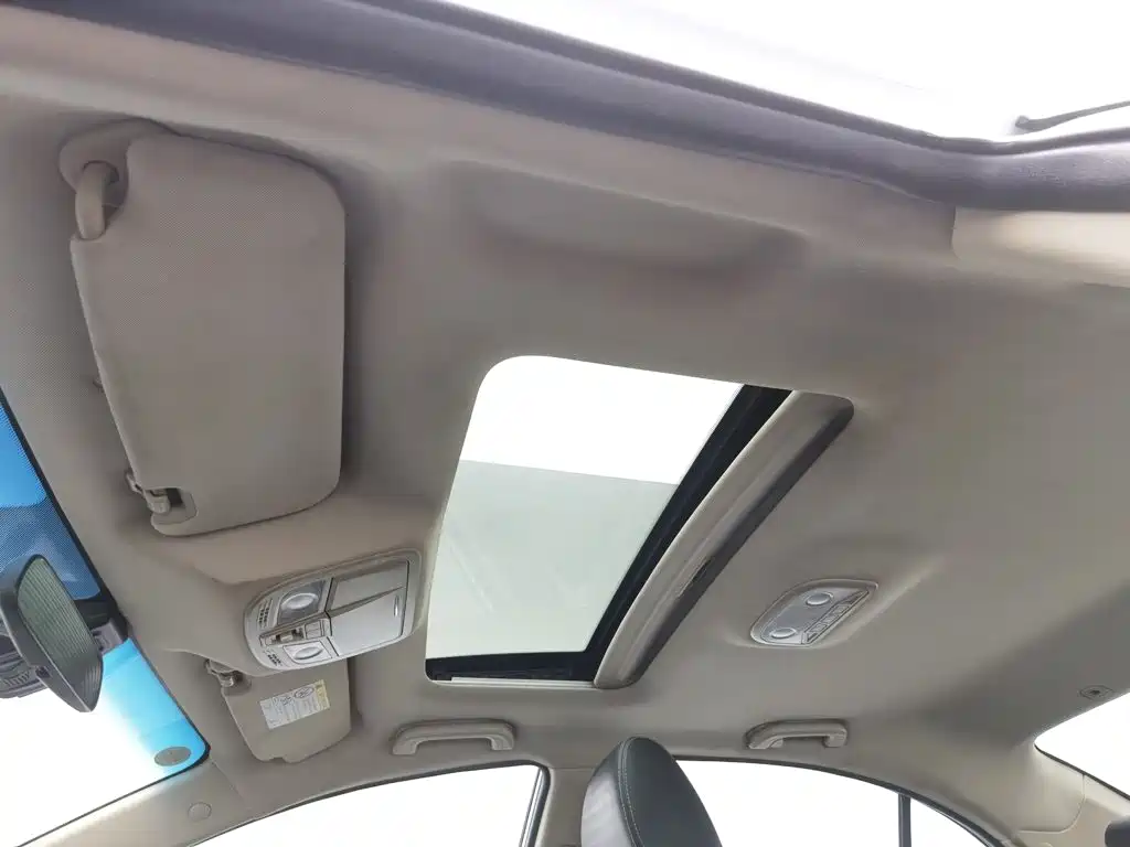 Photo 14 - Geely Emgrand