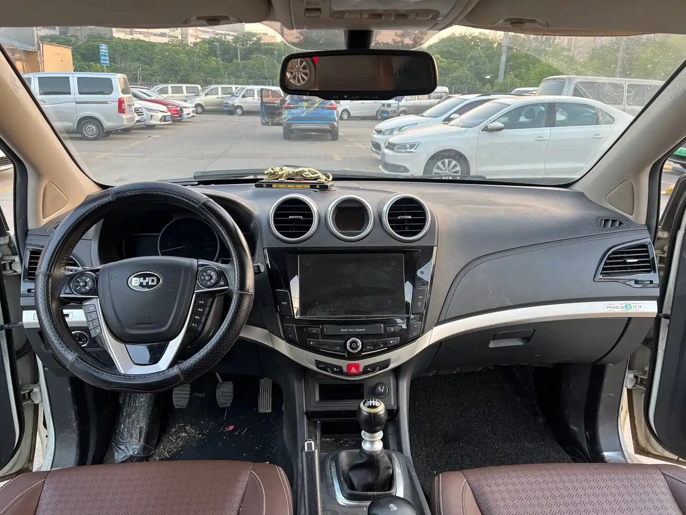 BYD S7 2016 1.5T Manual Premium Model фото 6