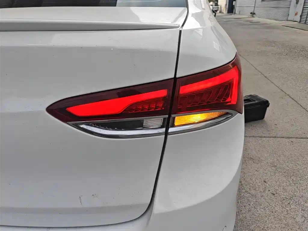 Buick Excelle 2018 18T Automatic Flagship фото 8