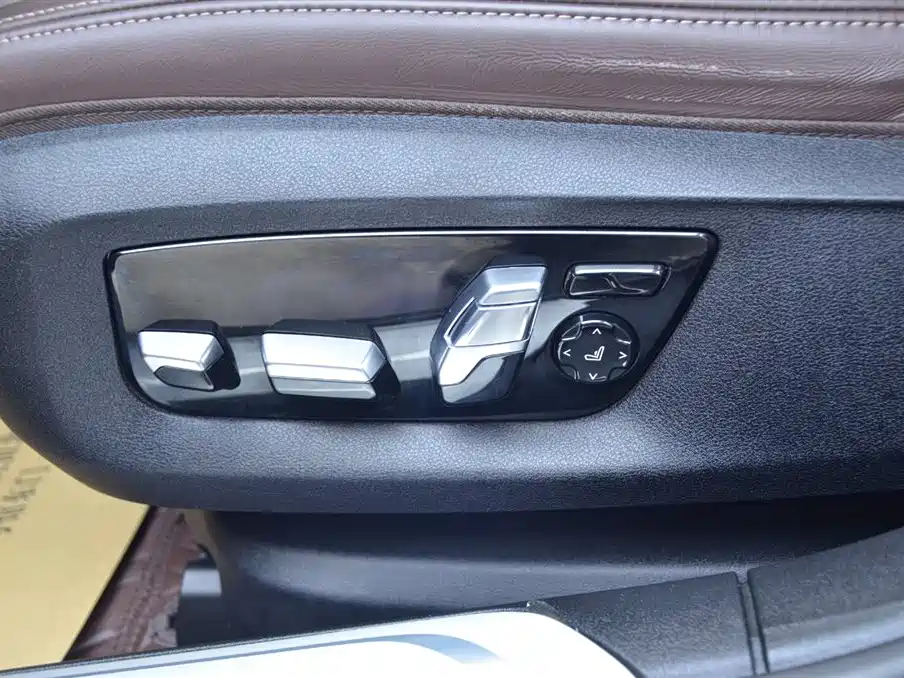 BMW 7 Series 2021 Model 730Li Luxury Package фото 6