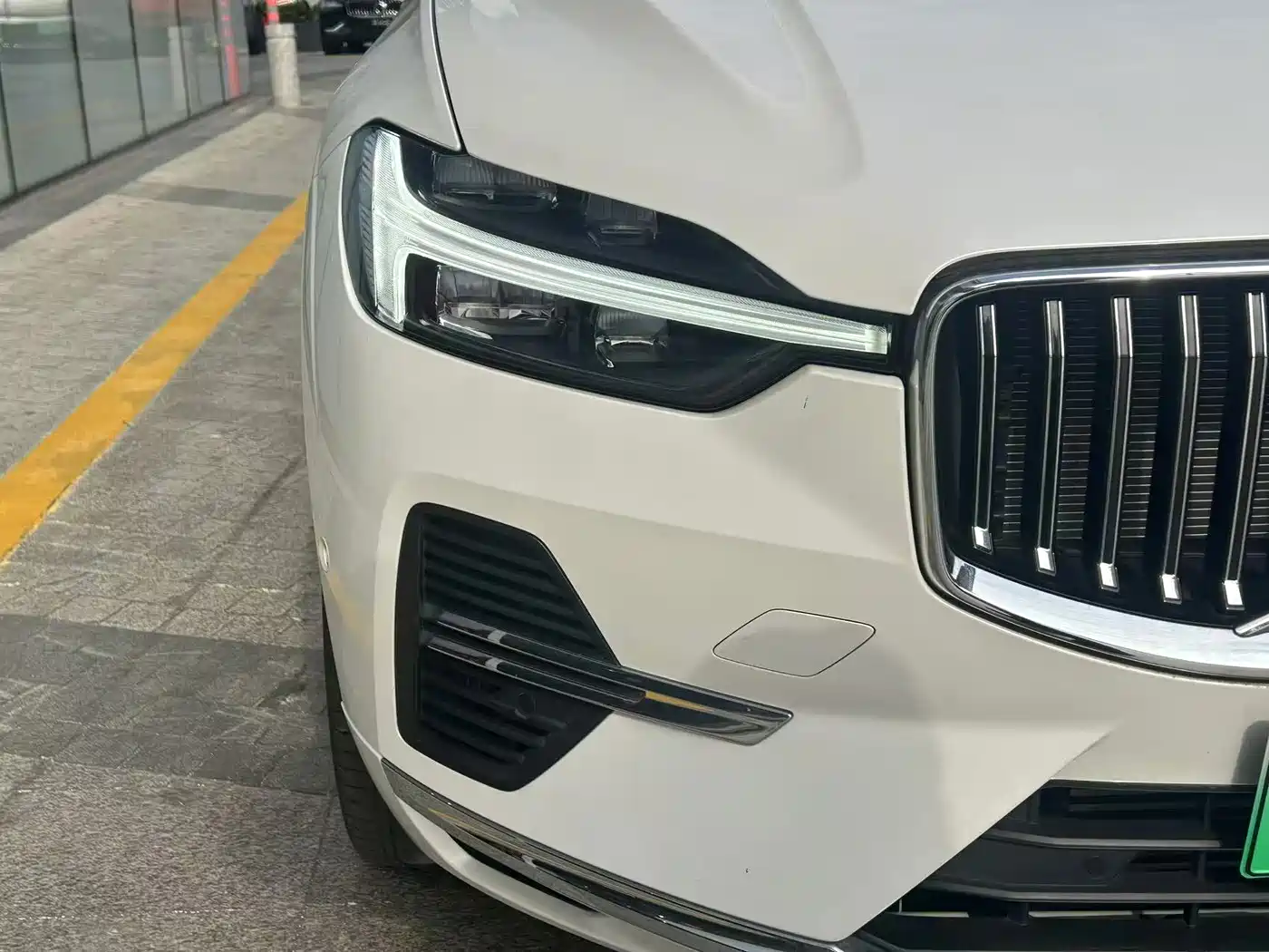 VOLVO XC60 PLUG IN HYBRID