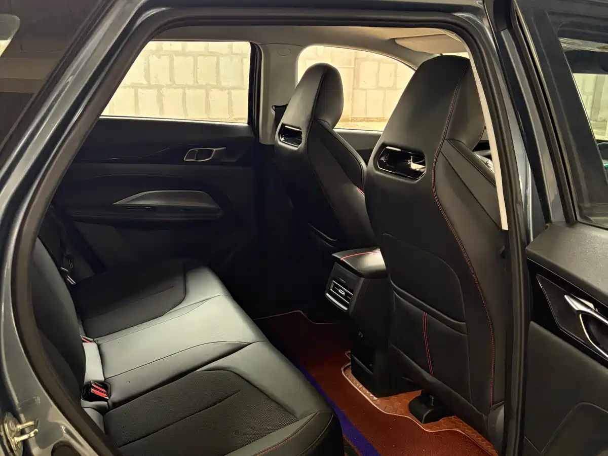 CHANGAN CHANGAN AUCHAN Z6