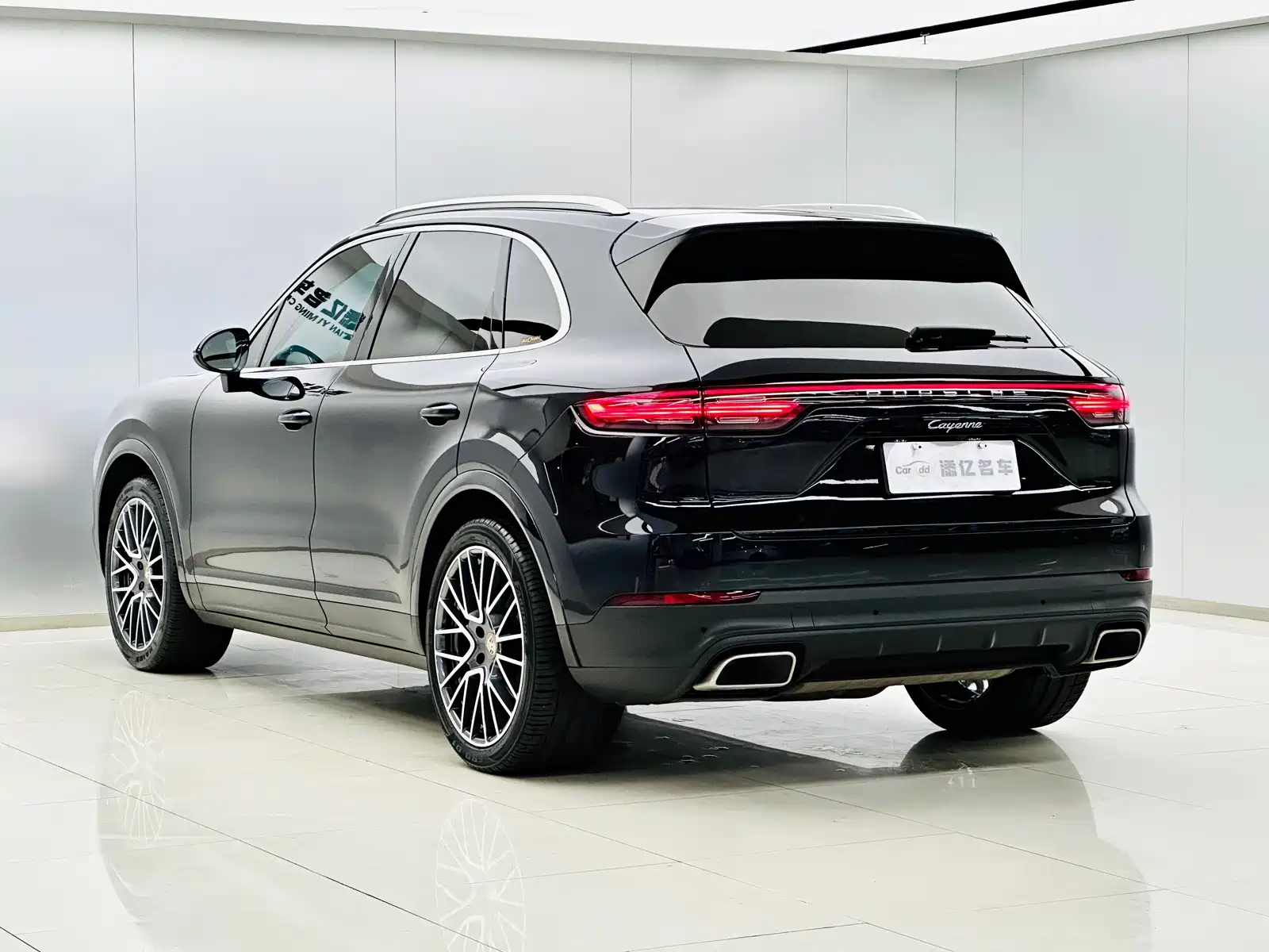 Фото 5 - Porsche Cayenne