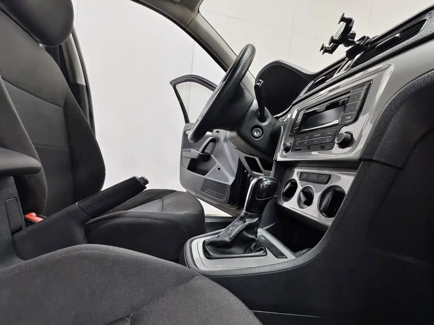 Volkswagen Lavida 2013 1.6L Automatic Trend Edition фото 14