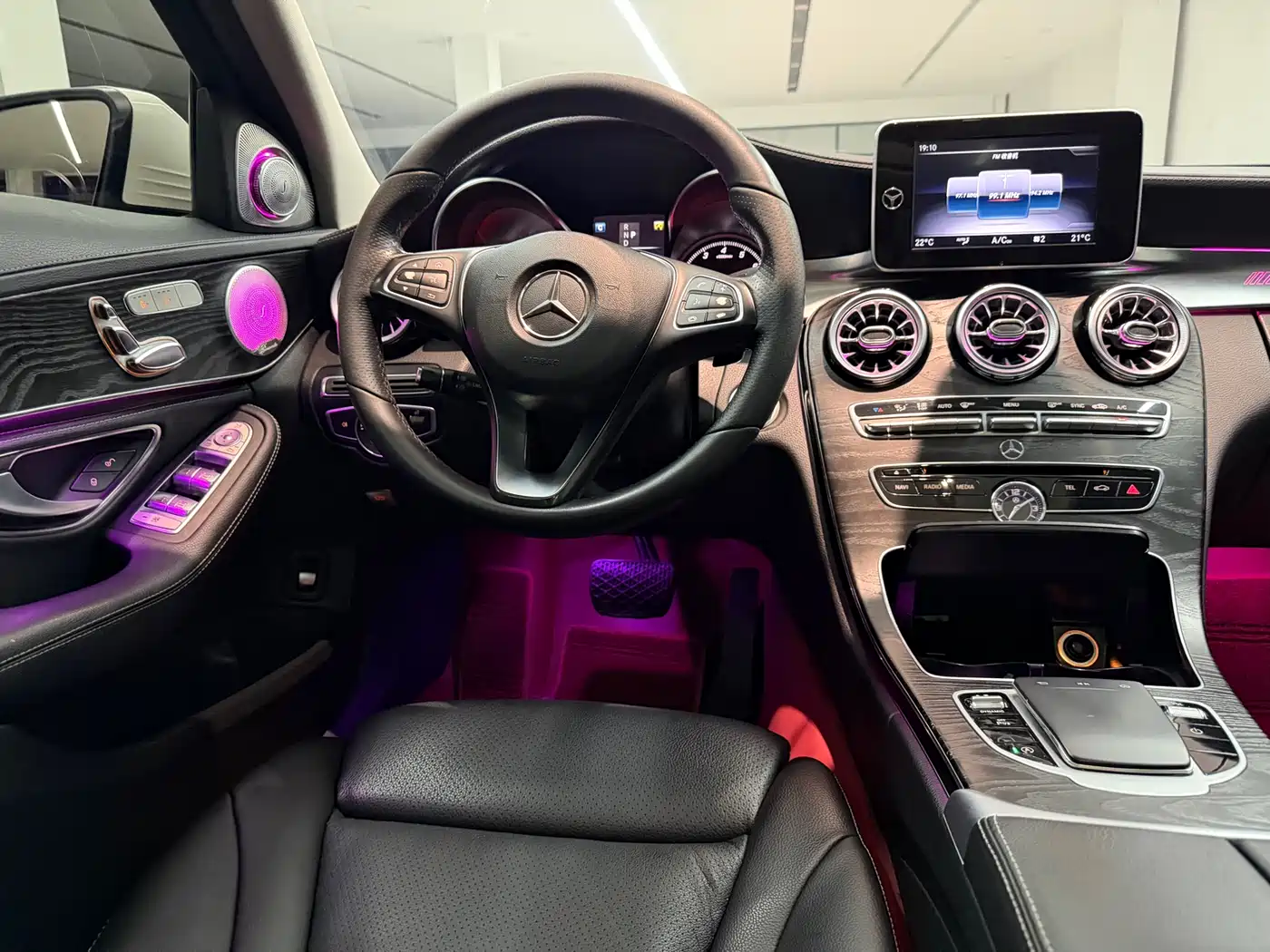 Mercedes-Benz C-Class 2018 C 200 L Sport Edition фото 12