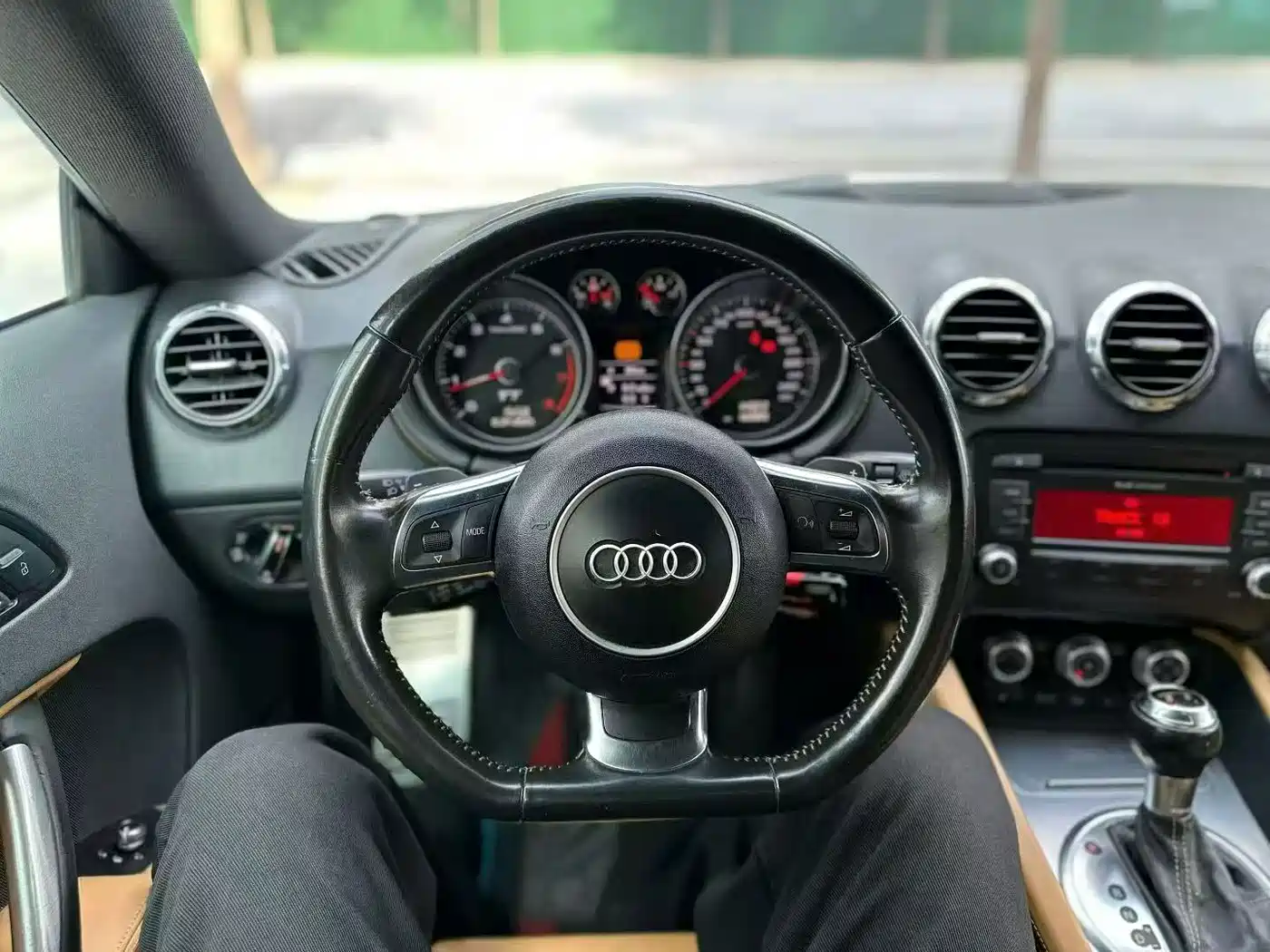Audi TT 2012 2011 TT Coupe 2.0TFSI