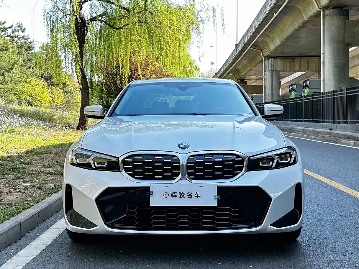 BMW 3 Series 2024 325Li M Sport Package
