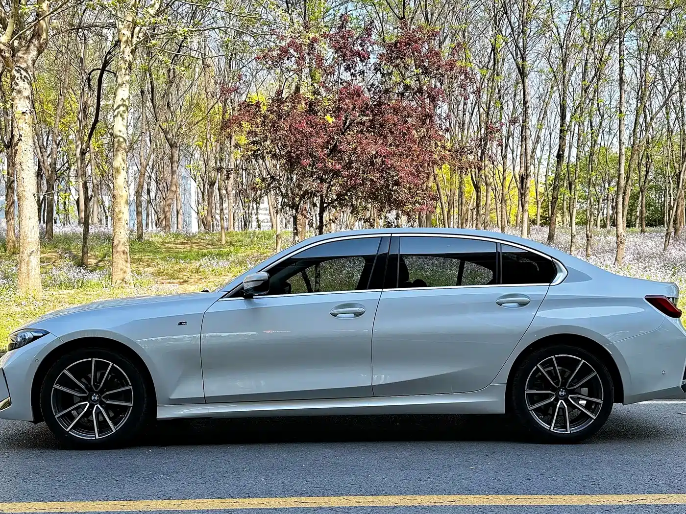 BMW 3 Series 2024 325Li M Sport Package фото 3