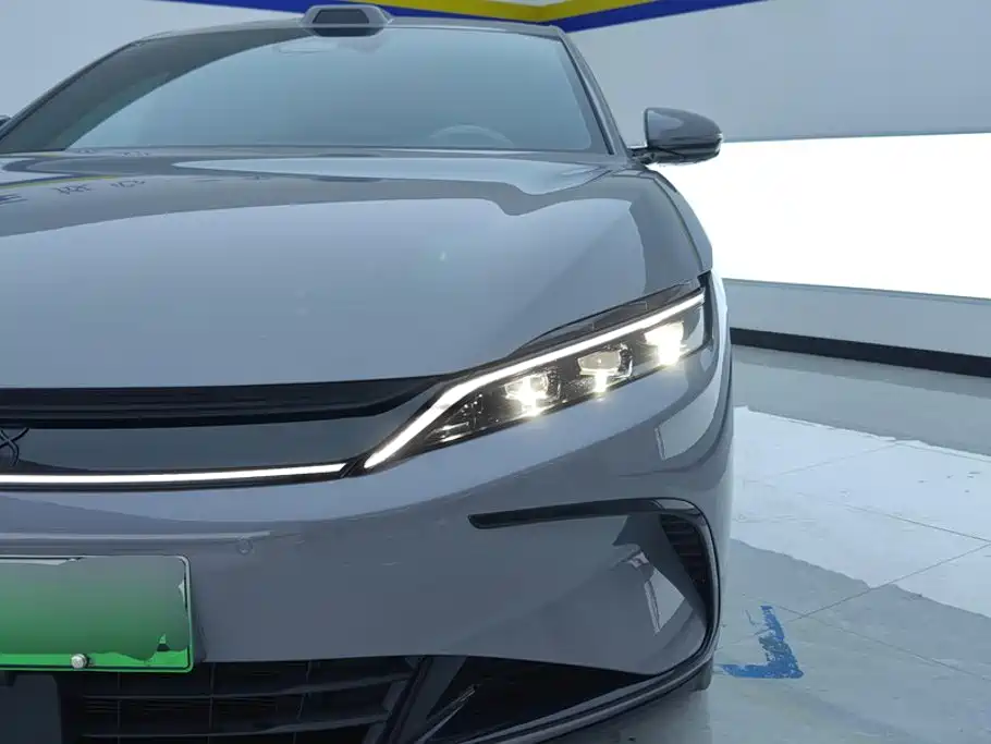 BYD Han 2025 2025 DM-i Smart Driving Edition 125KM LiDAR Flagship