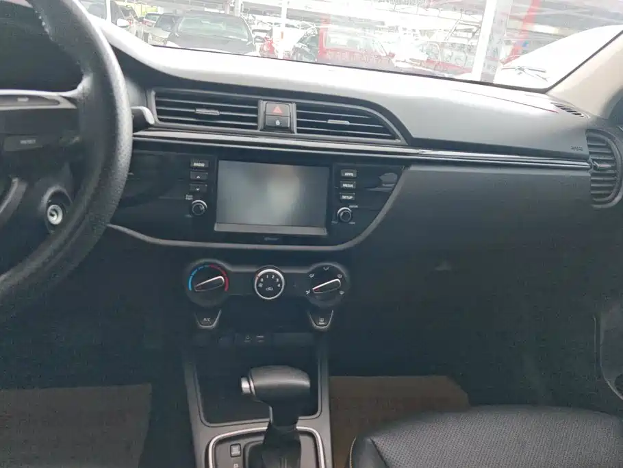 Kia K2 2018 2017 Sedan 1.4L AT GLS