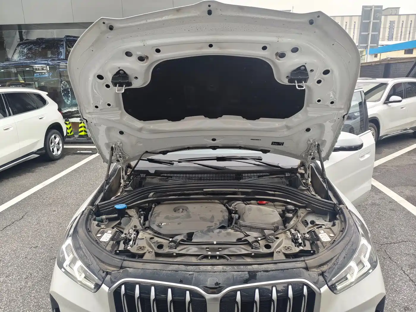 BMW X1 2023 sDrive20Li X Design Package фото 18