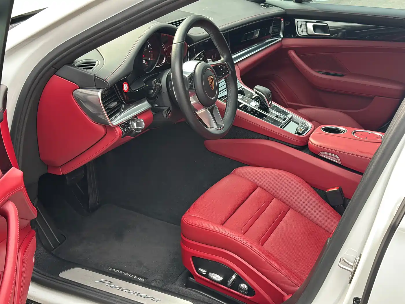 Porsche Panamera 2017 Panamera 3.0T фото 9
