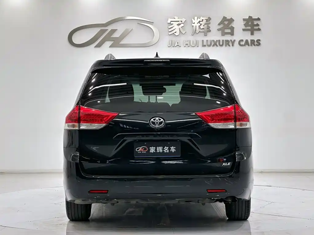 Toyota Sienna 2011 2011 3.5L 2WD Automatic