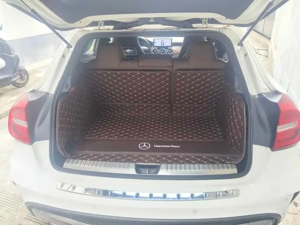 2015 Mercedes-Benz GLA (Import)