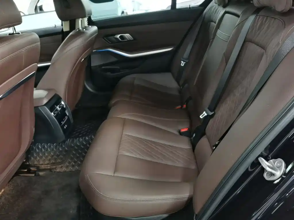 BMW i3 2022 eDrive 35 L фото 17