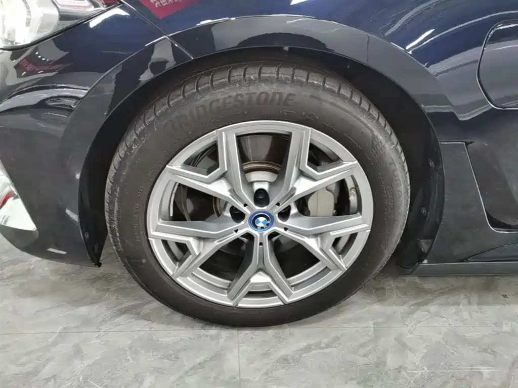 BMW i3 2022 eDrive 35 L фото 23