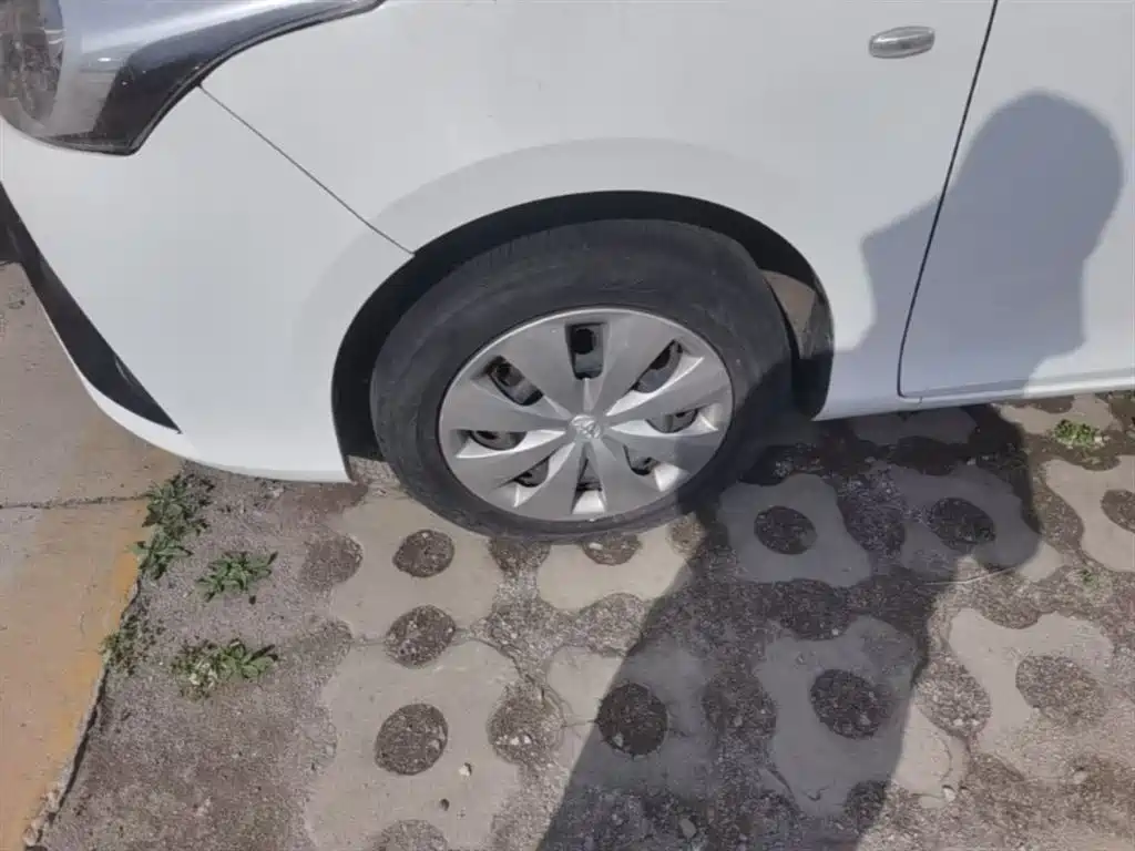 Toyota YARiS L Zhi Xuan 2019 1.5E CVT MeiDong Edition China VI фото 23