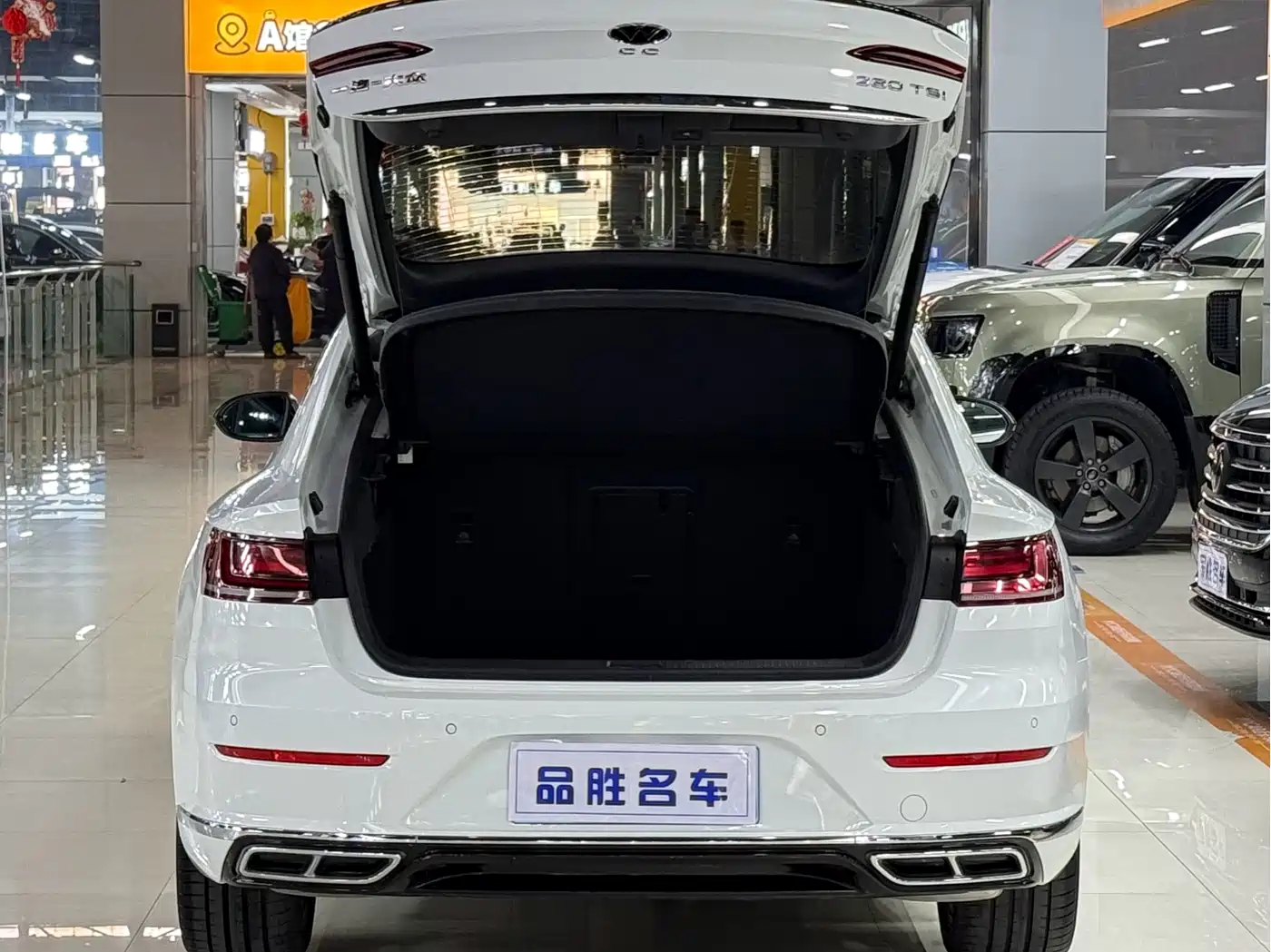 Volkswagen FAW-Volkswagen CC 2023 380TSI Eye-catching Edition фото 6
