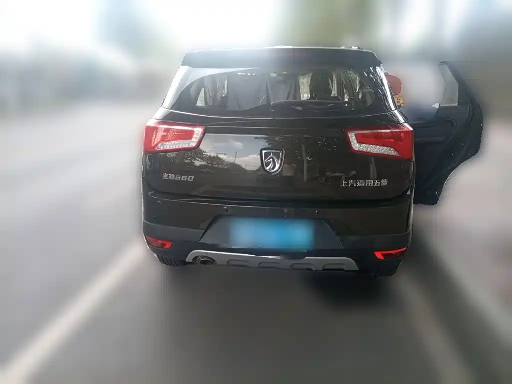 Baojun 560 2015 2015 1.8L Manual Luxury