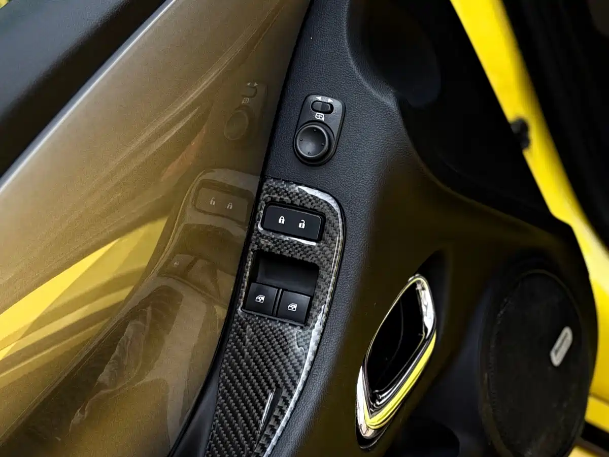 Chevrolet Camaro 2015 3.6L RS Limited Edition фото 8