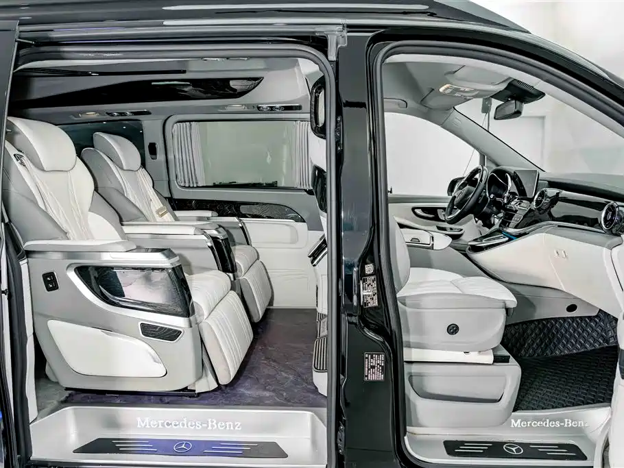 Mercedes-Benz V-Class 2022 V 260 L Long Wheelbase Prestige Edition фото 21