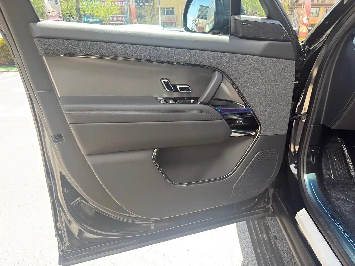 Land Rover Range Rover Sport 2025 360PS S фото 9