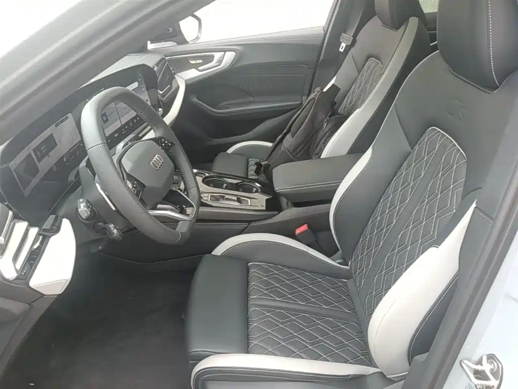 Audi A5L 2025 2.0T Sport Edition quattro фото 22