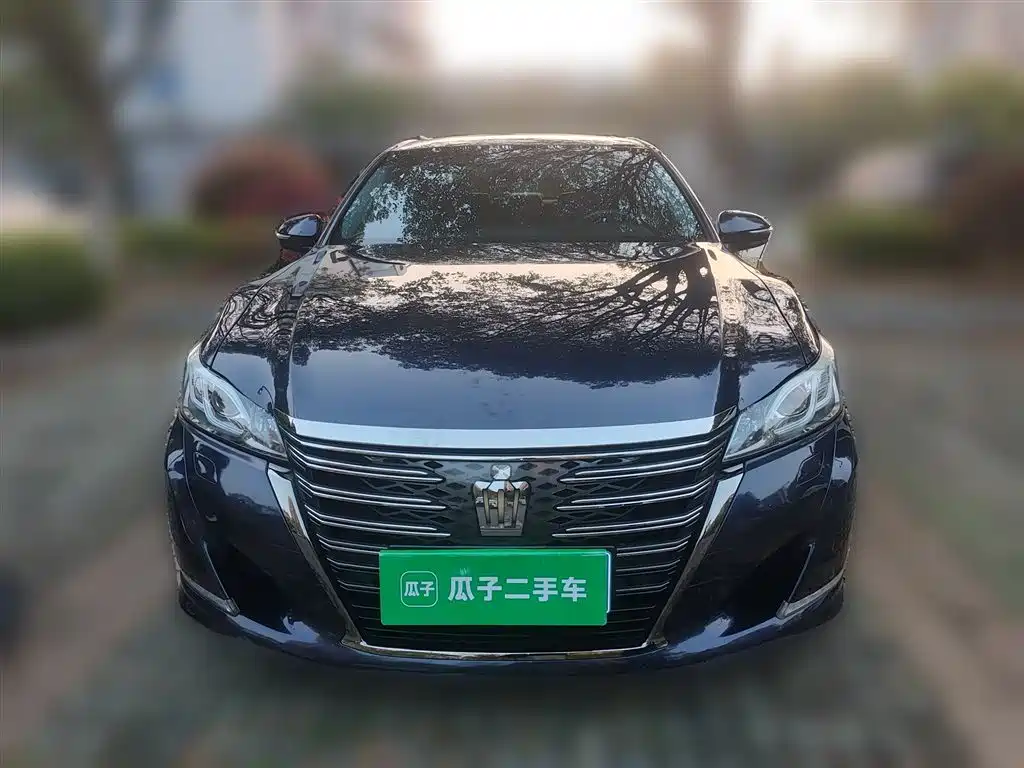 Toyota Crown 2018 2.0T Fashion Edition фото 24