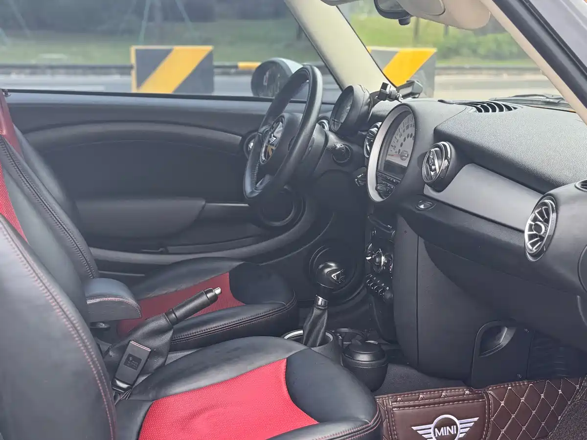 MINI CLUBMAN 2013 2013 1.6L COOPER Bond Street