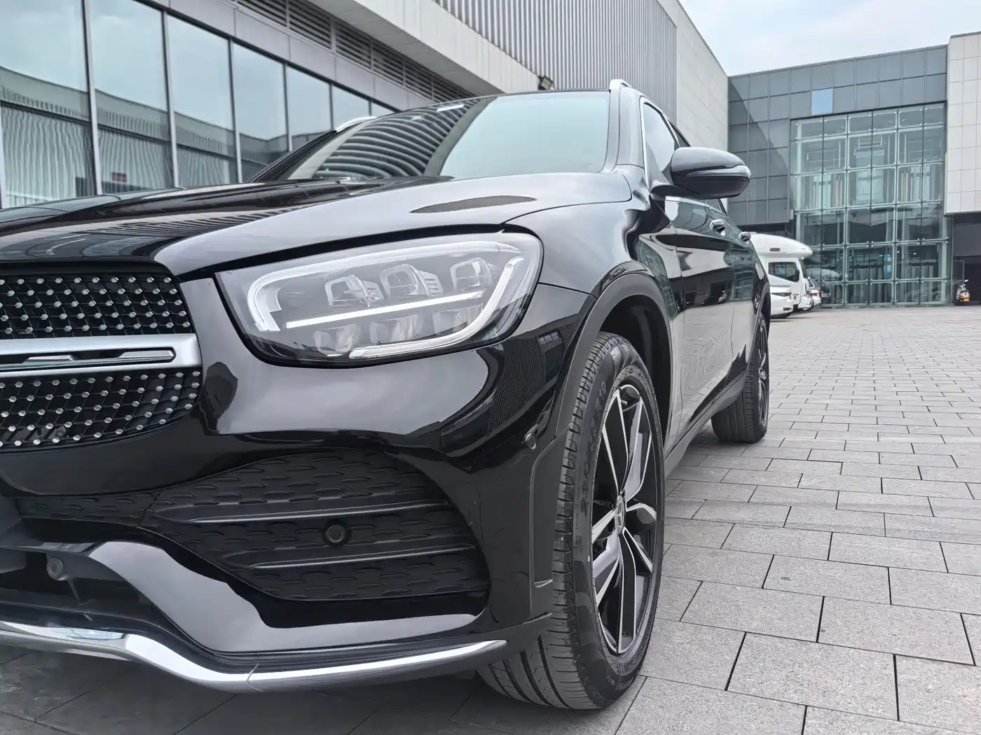 Mercedes-Benz GLC 2020 GLC 260 L 4MATIC Luxury фото 4