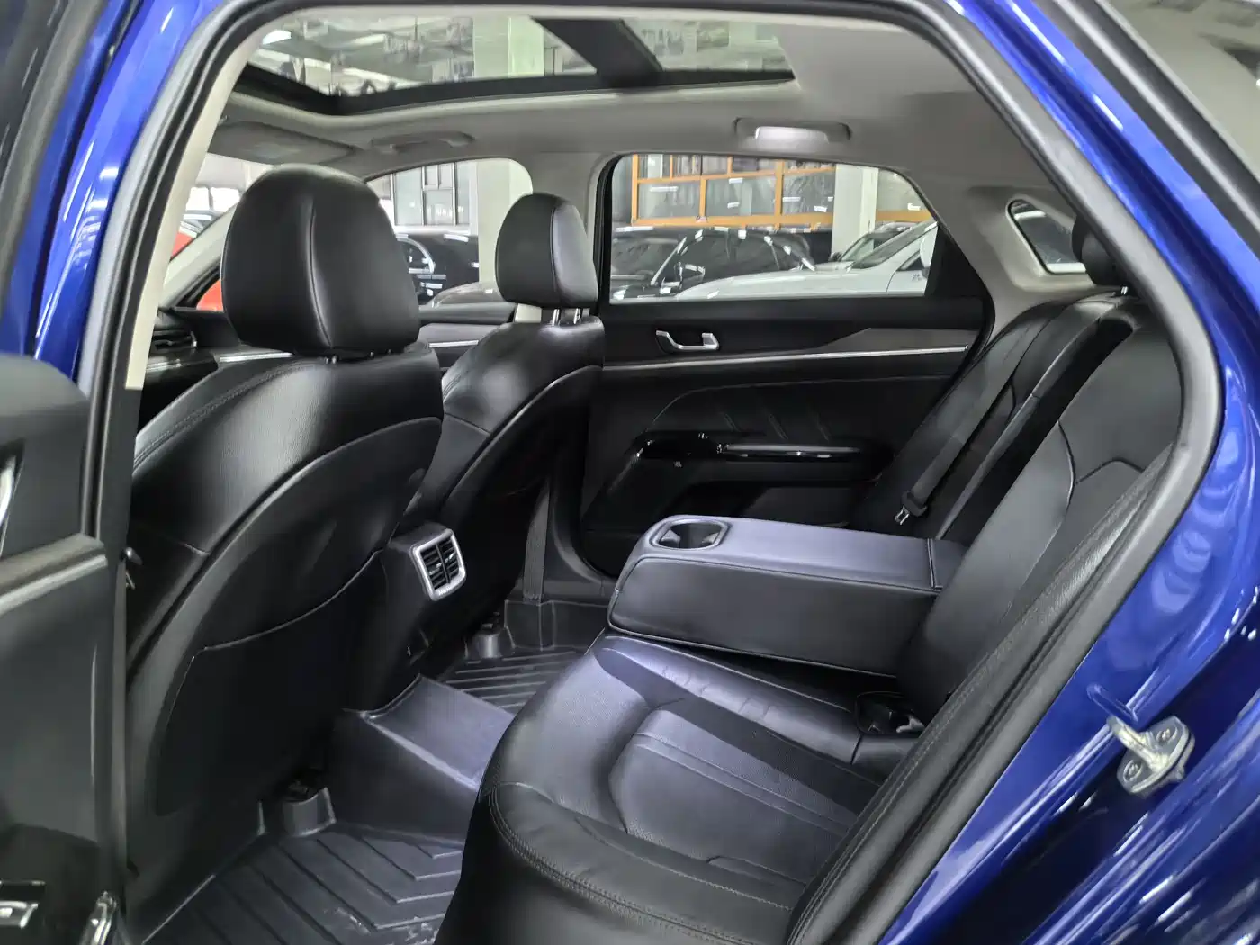 Kia K5 2020 270T CVVD Luxury Edition фото 8